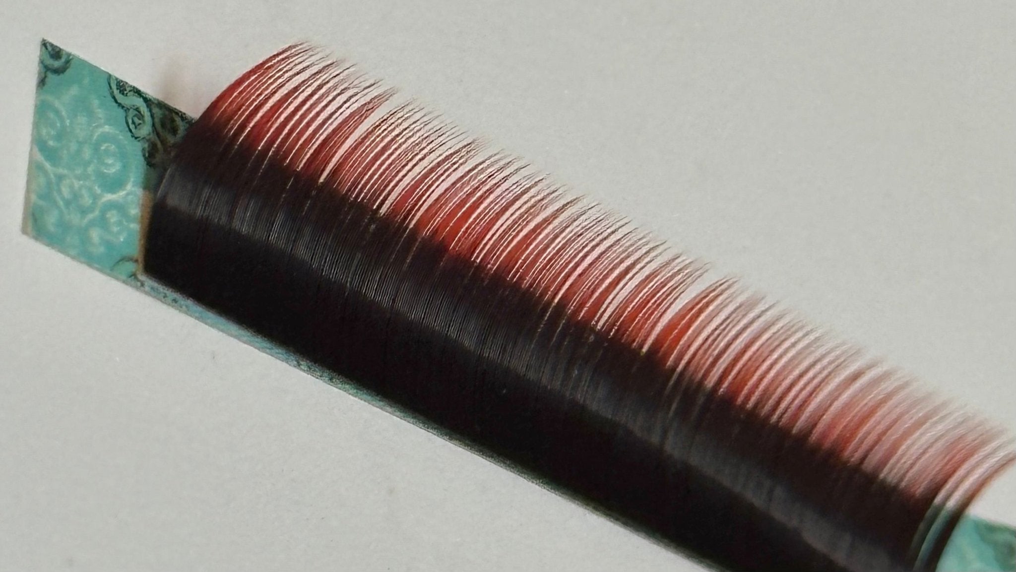 Red Ombre lashes - TheLashChickPro